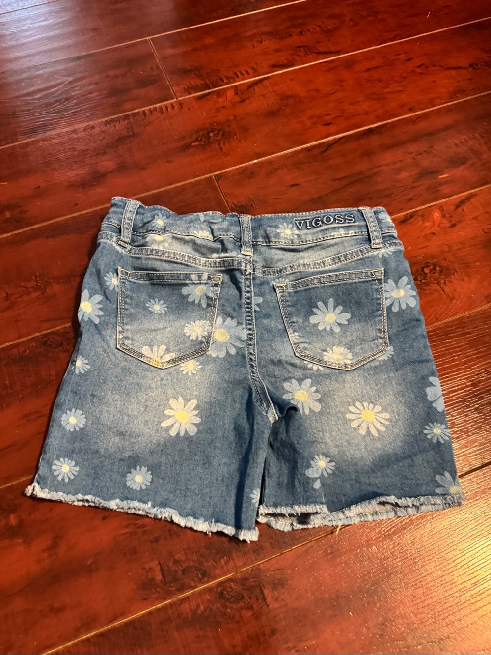 Vigoss Girls Light Blue Denim Shorts with Daisy Print - Picture 5 of 5